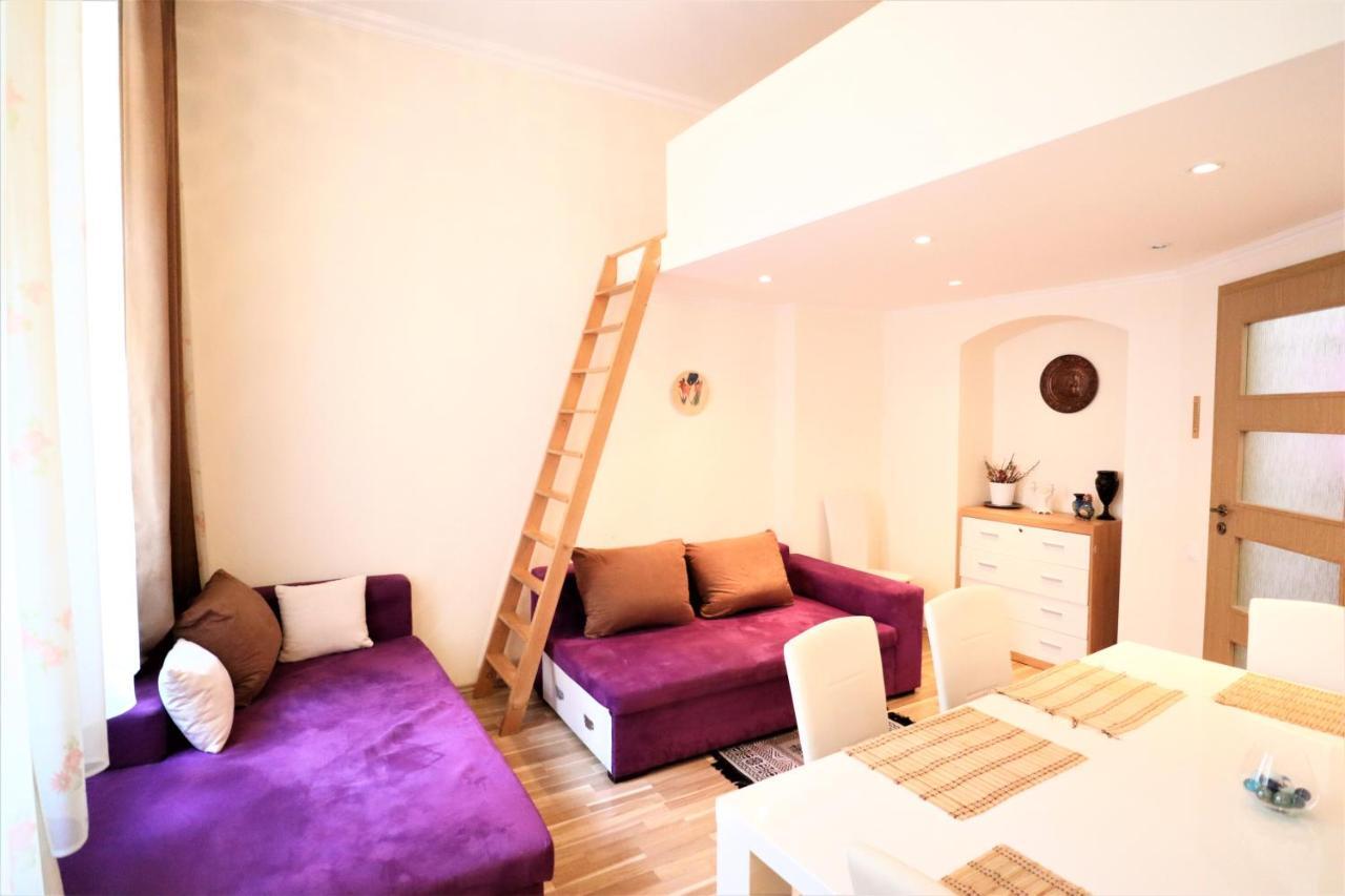 Apartment On Masaryka 39 การ์โลวีวารี ภายนอก รูปภาพ